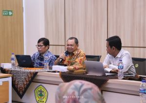 RAPAT SENAT TERTUTUP